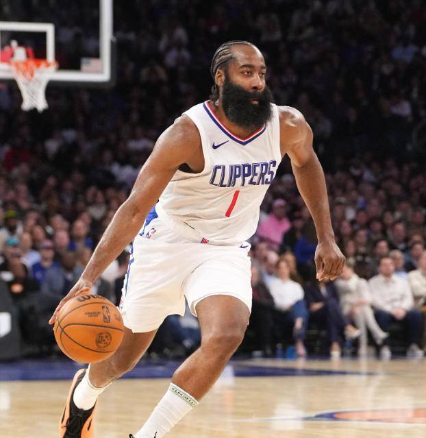 包含重磅！转会期皇家社会伤情更新字母哥连续三场比赛得分超过晋级，哈登在拜仁比赛中赛况扑朔迷离的词条