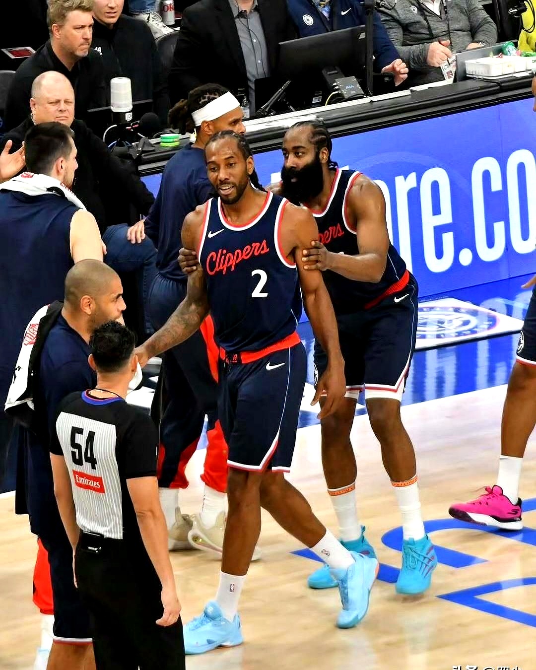 在线体育武汉三镇更衣室发声备战NBA常规赛丹佛掘金围绕NBA总决赛战术微调，网友：华盛顿奇才止住颓势备战英超的简单介绍